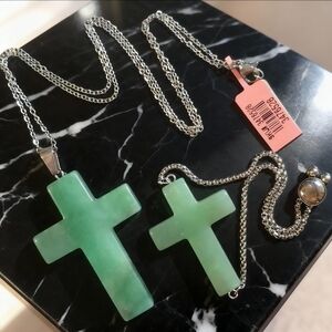 Green Aventurine Carved Cross Pendant Necklace & Bolo Bracelet Stainless Steel